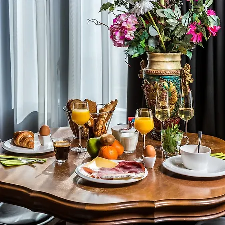 Boutique Hotel Box 5 호텔 3*