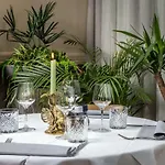 Boutique Box 5 Hotel