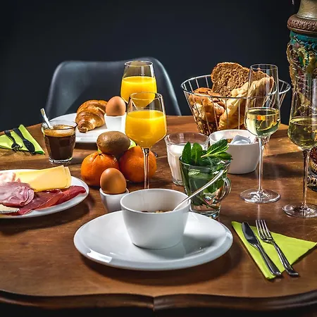 מלון Boutique Hotel Box 5 3*